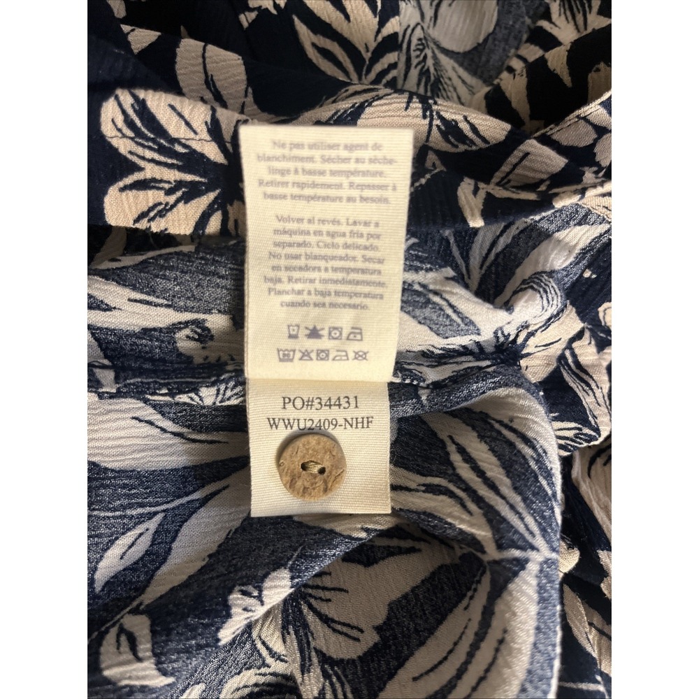 NWT FAHERTY Sz S Womens Camp Shirt Cabana Navy Canopy Floral Hawaiian Resort New - Picture 9 of 9